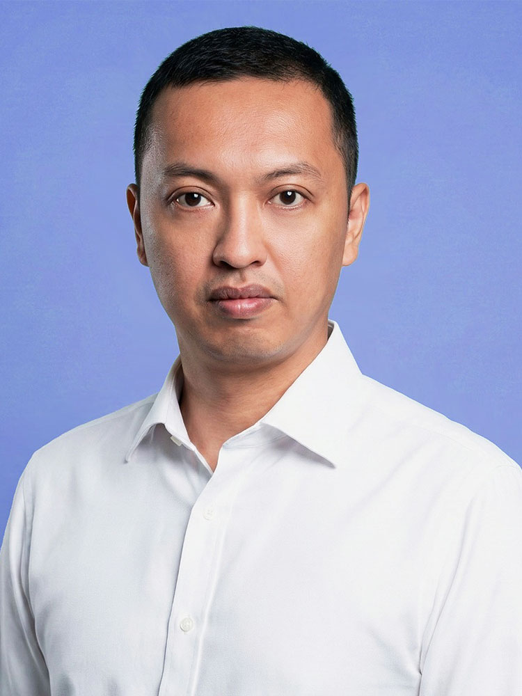 Mr. Riza Lesmana Wazdi